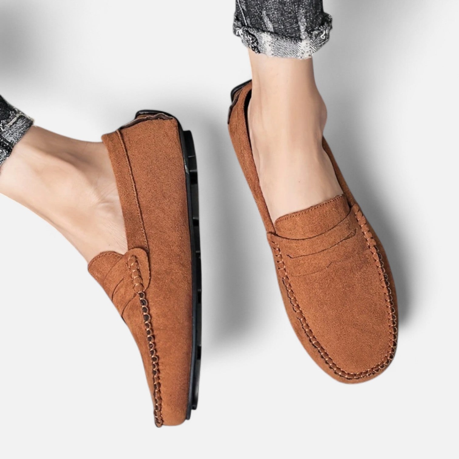 Men's Leather Slip-On Loafers with Cushioned Comfort and Breathable Design