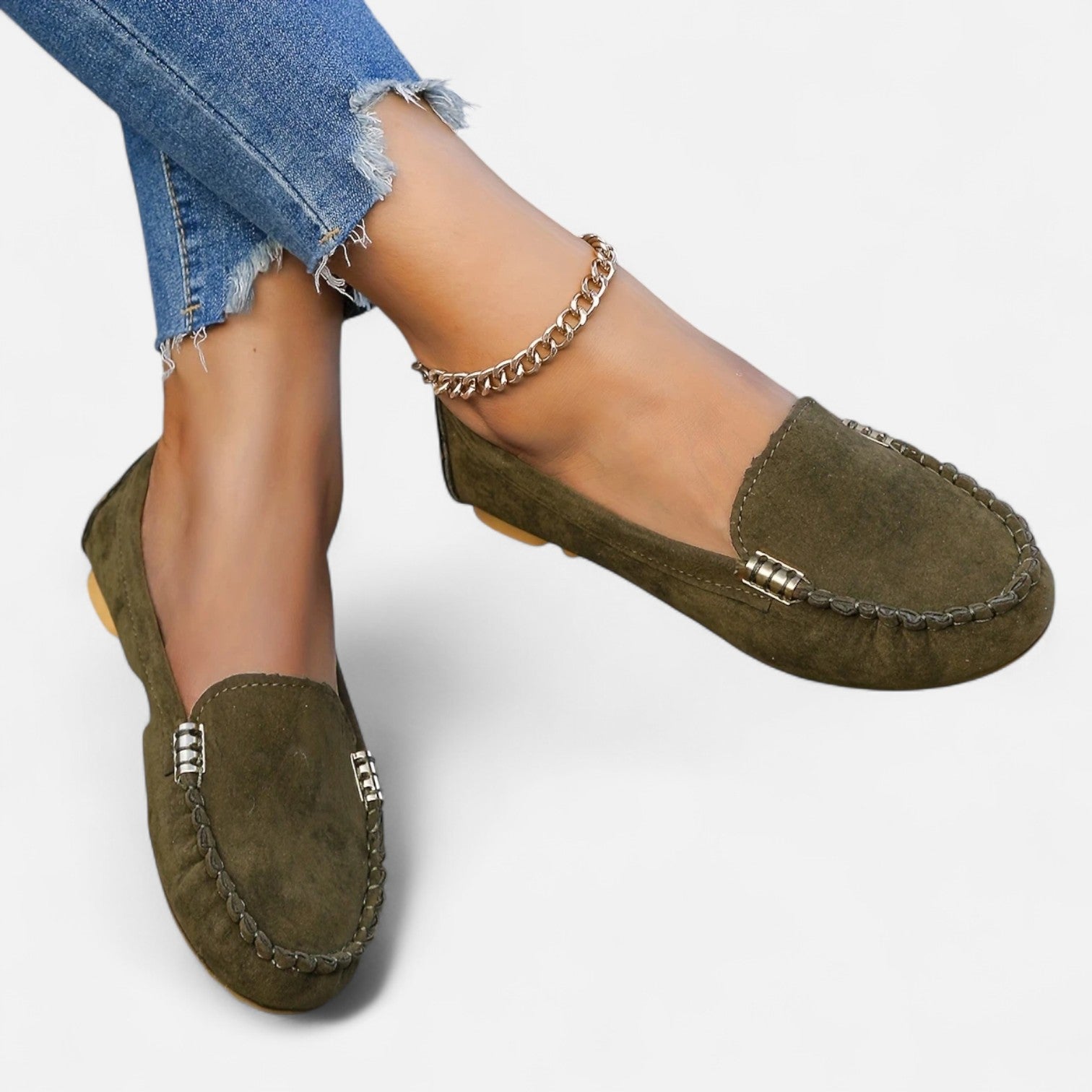 Women’s Slip-On Loafers with Round Toe and Cushioned Comfort