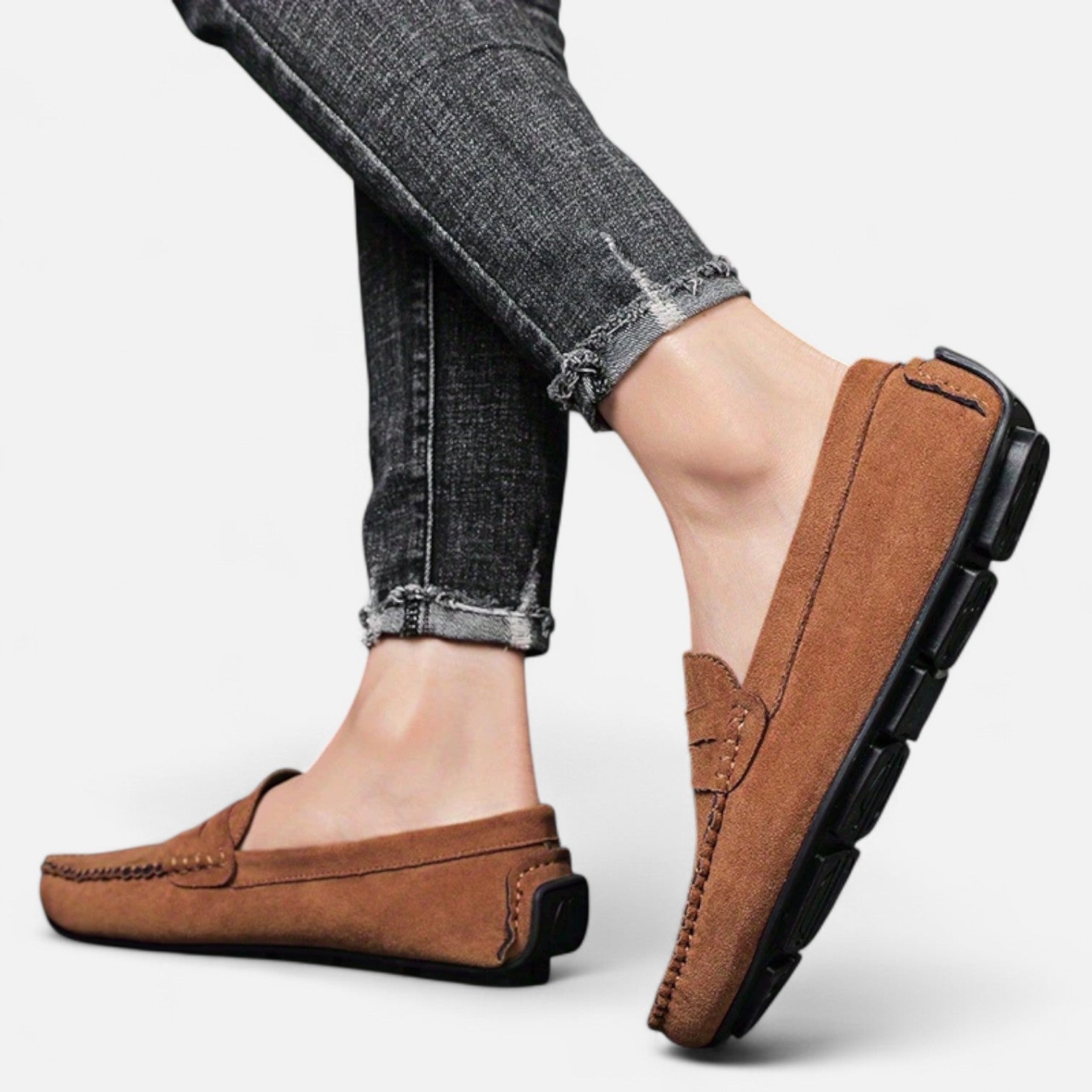 Men's Leather Slip-On Loafers with Cushioned Comfort and Breathable Design