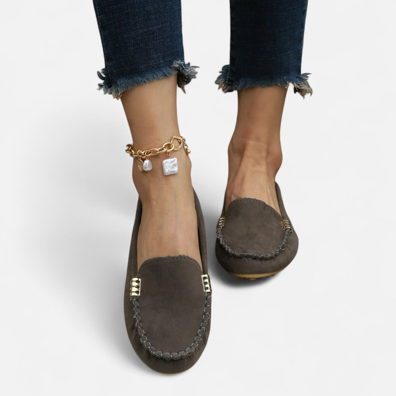 Women’s Slip-On Loafers with Round Toe and Cushioned Comfort