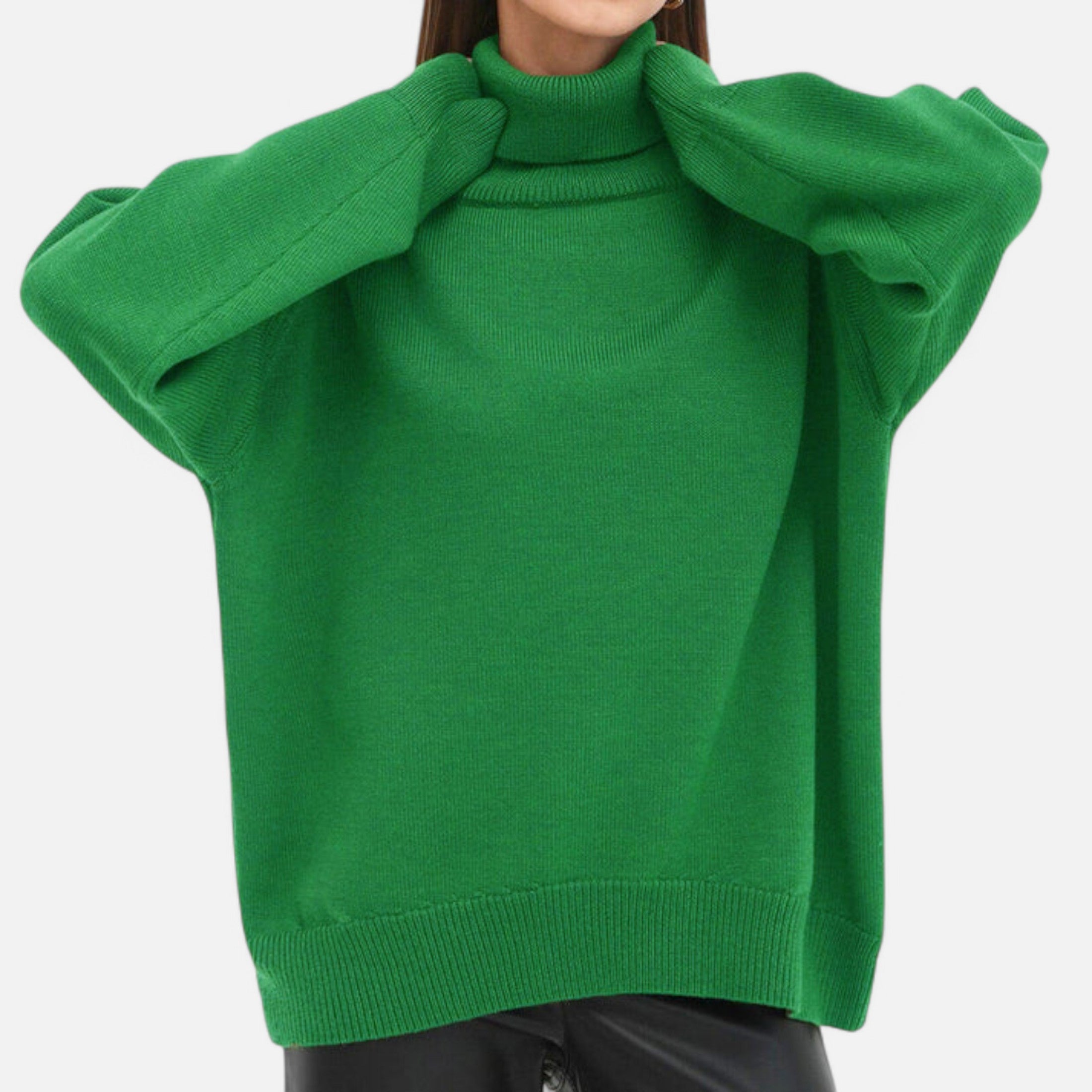 Oversized Women’s Turtleneck Sweater in Soft Thick Knit
