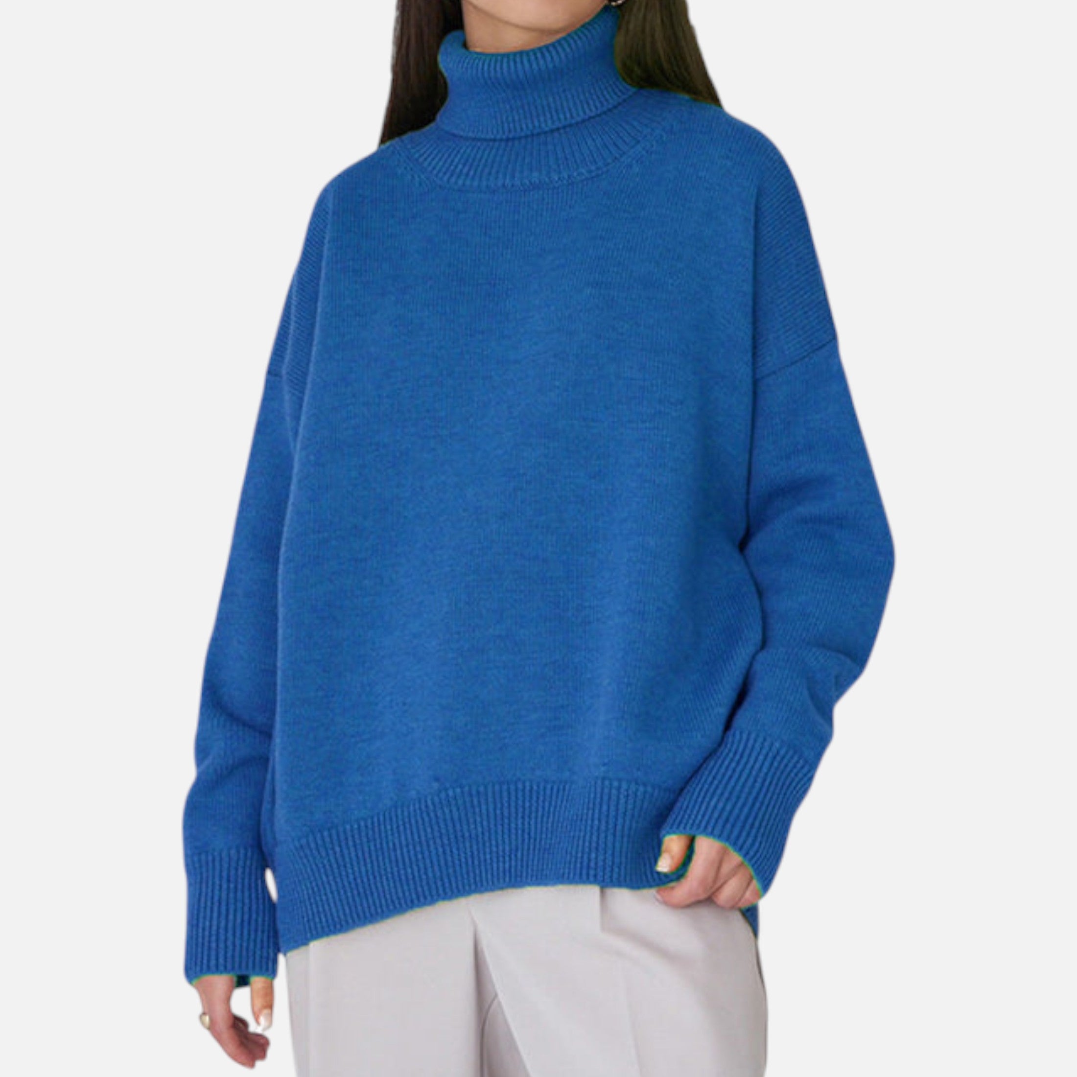 Oversized Women’s Turtleneck Sweater in Soft Thick Knit