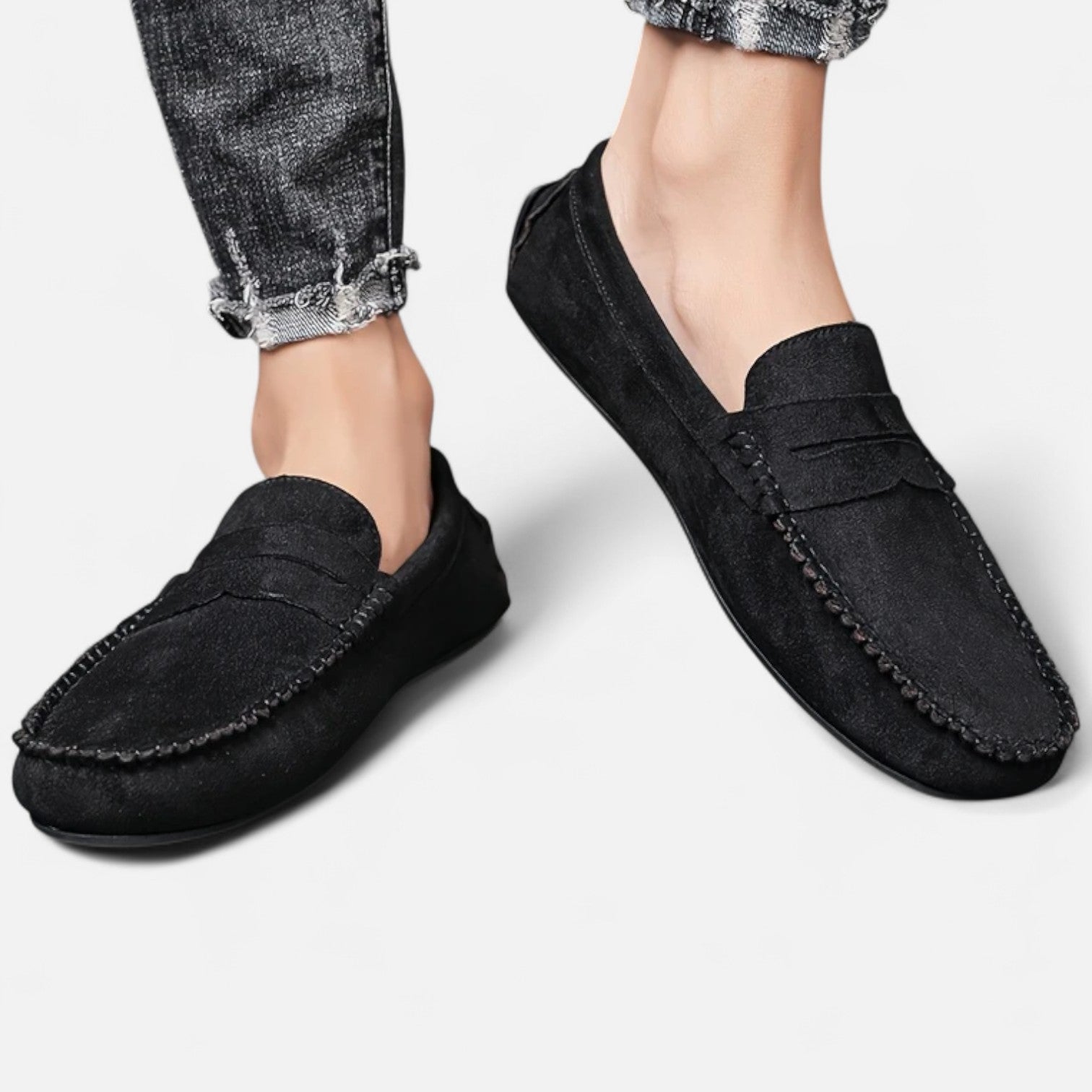Men's Leather Slip-On Loafers with Cushioned Comfort and Breathable Design