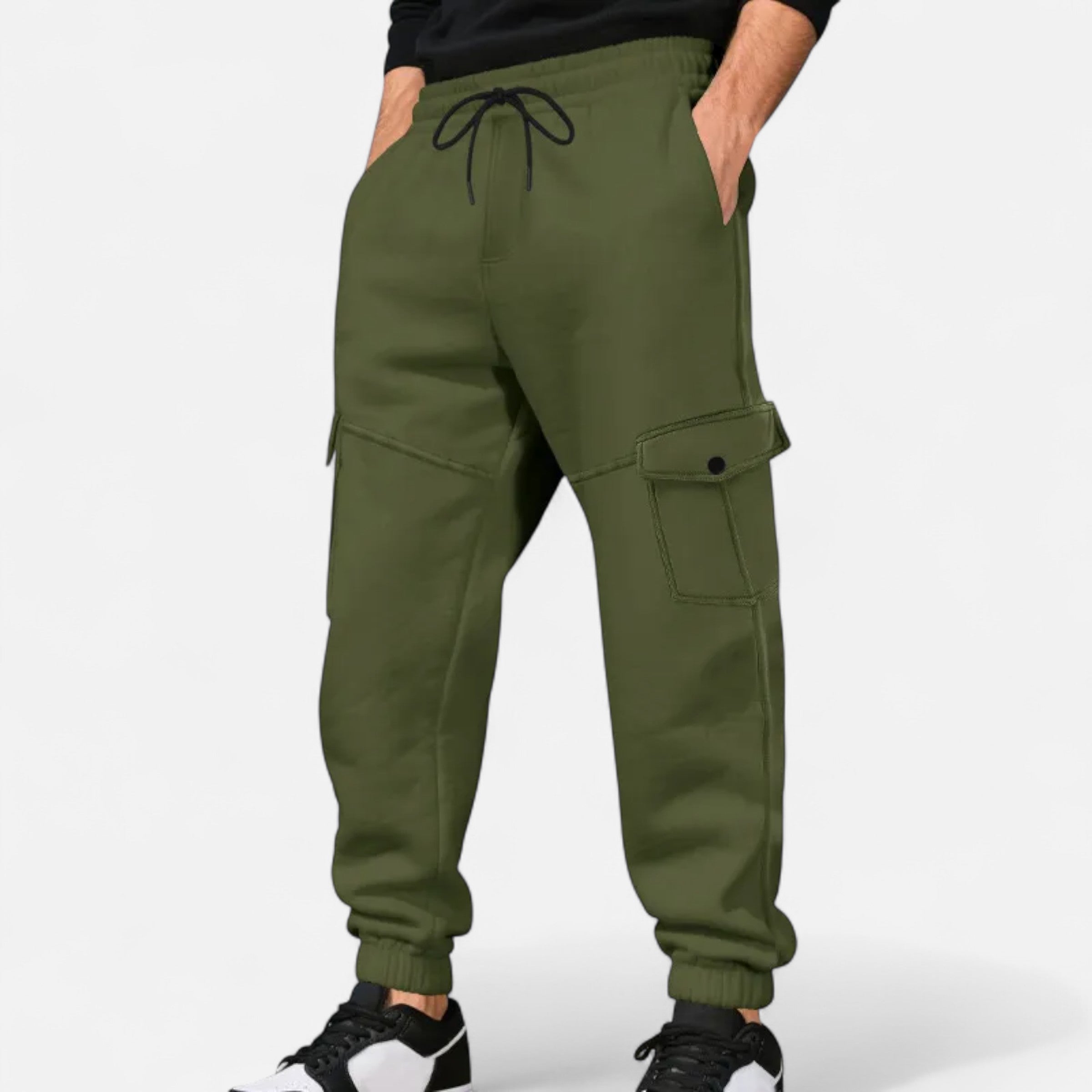Men’s Relaxed Fit Ankle-Banded Cargo Pants with Utility Pockets