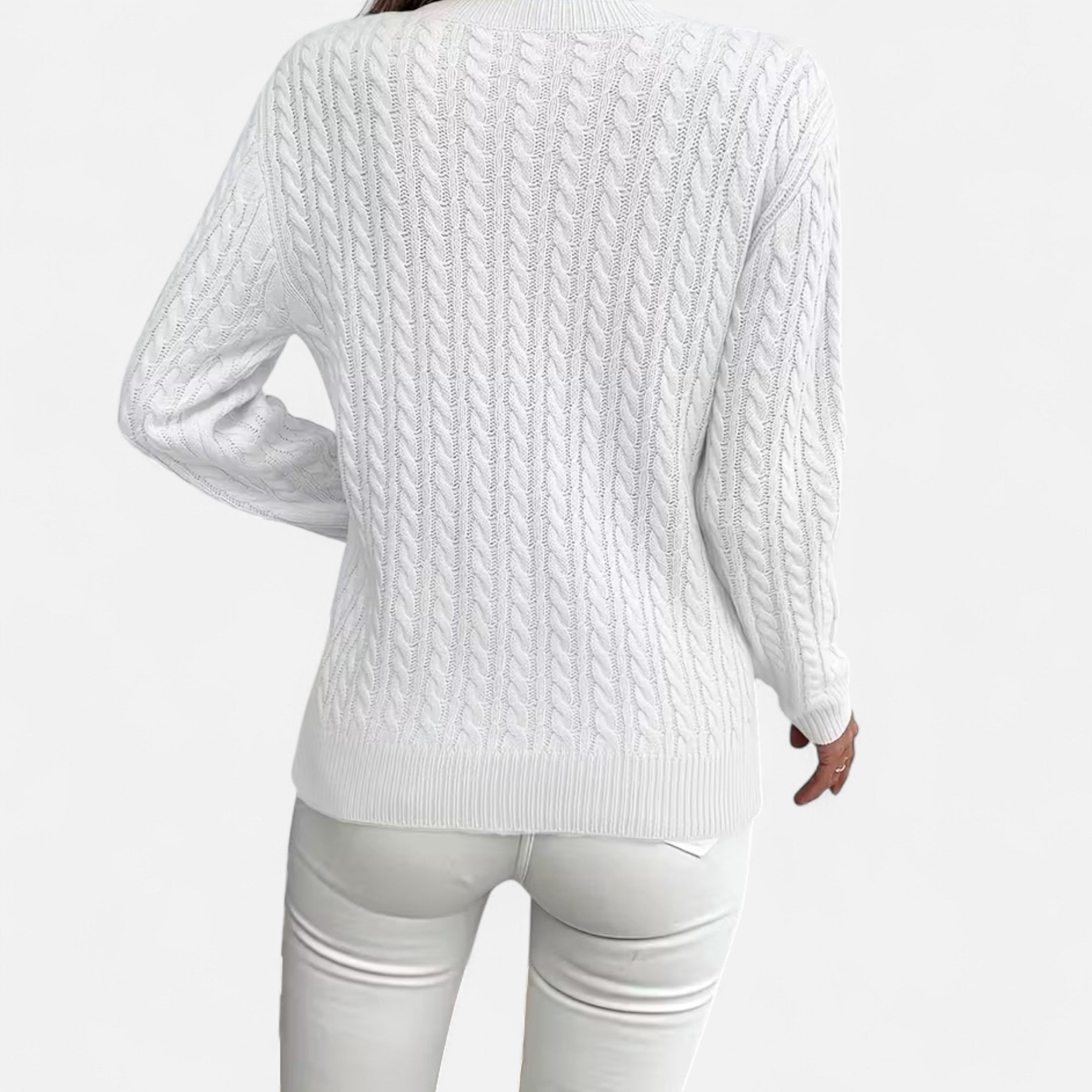 Women’s Casual Loose Fit Round Neck Soft Knit Sweater